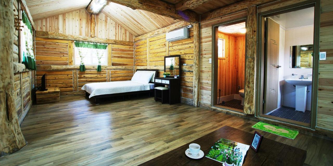 Jeju Joa Log Pension Σεογκουίπο Εξωτερικό φωτογραφία