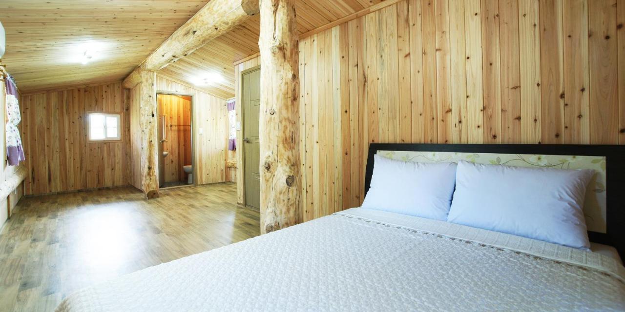 Jeju Joa Log Pension Σεογκουίπο Εξωτερικό φωτογραφία